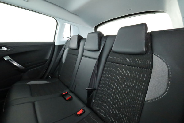 Peugeot 2008 1.2 PureTech Allure EAT6