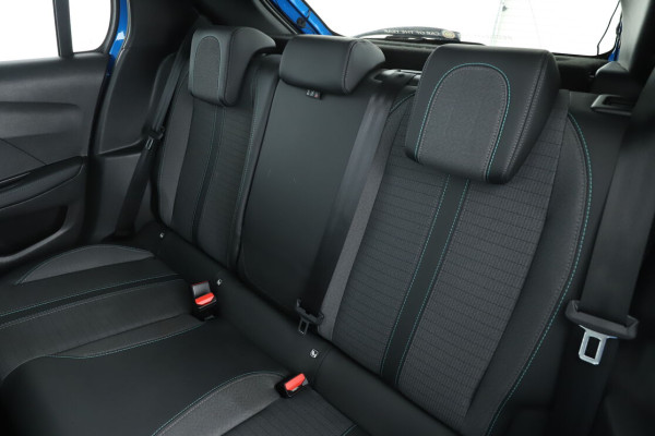Peugeot 208 1.2 PureTech Allure EAT8