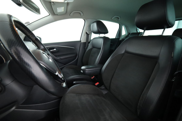 Volkswagen Polo 1.2 TSI BlueMotion Tech CrossPolo