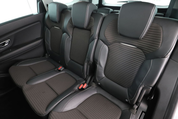 Renault Grand Scenic 1.7 Blue dCi Bose Edition EDC