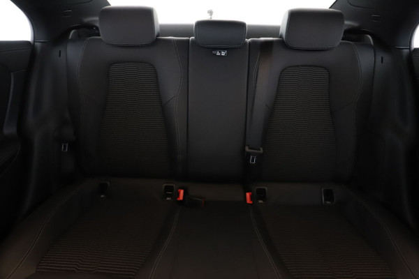 Mercedes-Benz CLA 200 Progressive Line 7G-DCT