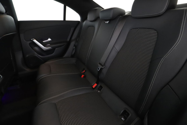 Mercedes-Benz CLA 200 Progressive Line 7G-DCT