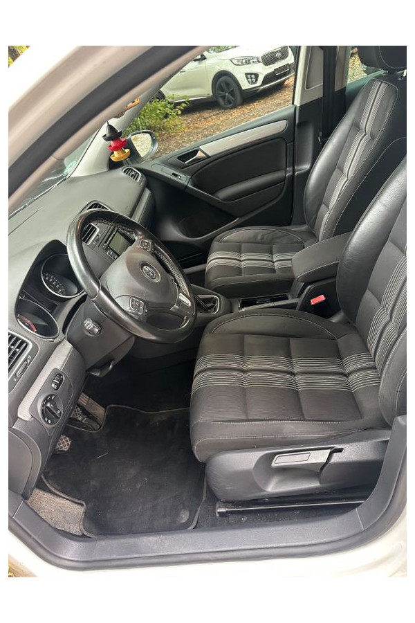 Volkswagen Golf VI Match Navi Xenon Tempo