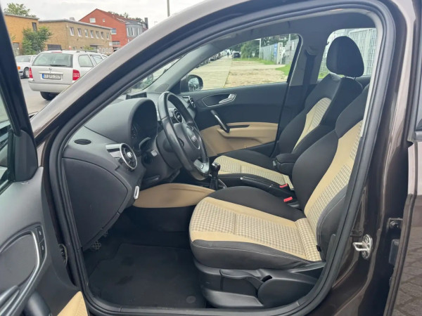 Audi A1 1.4 TSI Sportback*Klima*Navi*Sitzhzg*