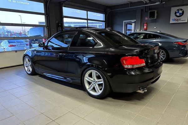 BMW Série 1 135iA Coupé M-Sport