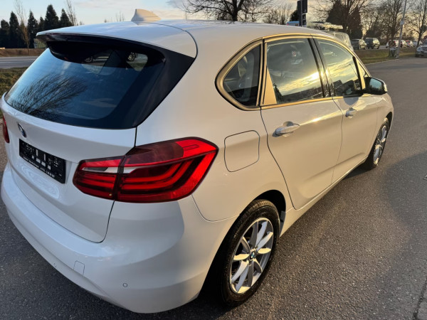 BMW 218 Active Tourer 218i Advantage