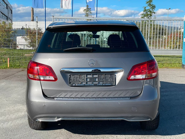 2015 Mercedes-Benz B 180 Style Navi PDC SH