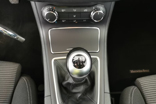 2016 Mercedes-Benz B 180 Style LED+PDC+SHZ+BLUETOOTH+Klima