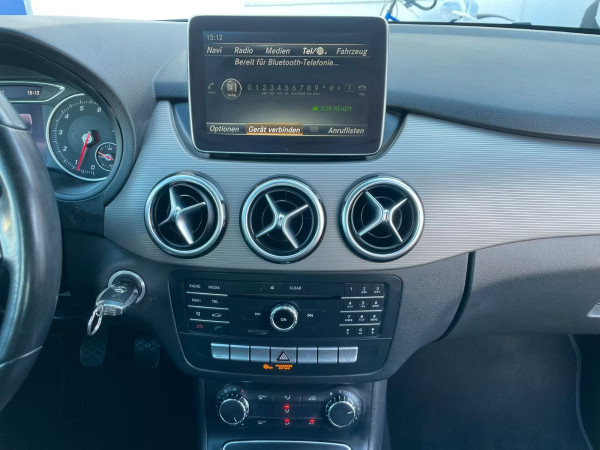 2015 Mercedes-Benz B 180 Style Navi PDC SH