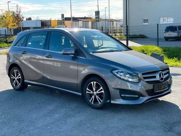 2015 Mercedes-Benz B 180 Style Navi PDC SH