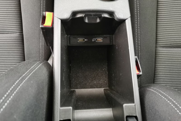 2016 Mercedes-Benz B 180 Style LED+PDC+SHZ+BLUETOOTH+Klima