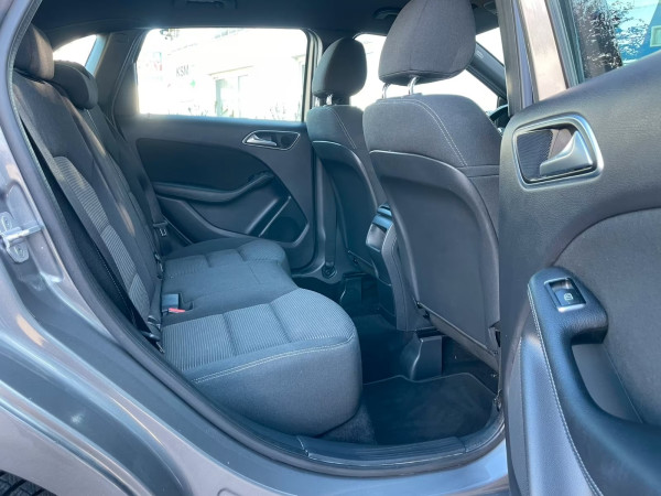 2015 Mercedes-Benz B 180 Style Navi PDC SH