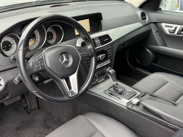 2012  Mercedes-Benz C 180 CGI*AUT*T-LEDER*MEMORY*GLASDACH*WINTER*