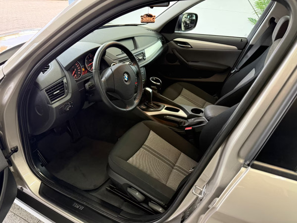 BMW X1 18 i sDrive*X-LINE*AUTOM*BI-XENON