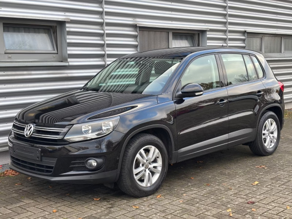 Volkswagen Tiguan 1.4TSI 1.HAND/TÜV NEU/AHK/PDC/ALLW