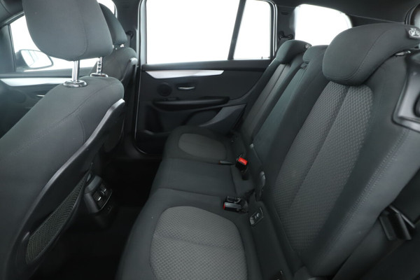 BMW Série 2 Gran Tourer 218d Business Design BVA8
