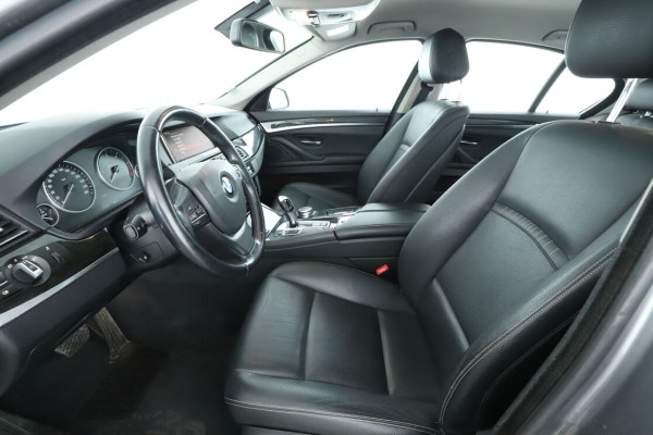 BMW Série 5 530d Luxury BVA8