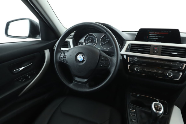 BMW Série 3 318i