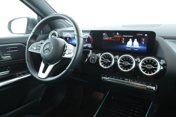 Mercedes-Benz GLA 200 Progressive Line 7G-DCT