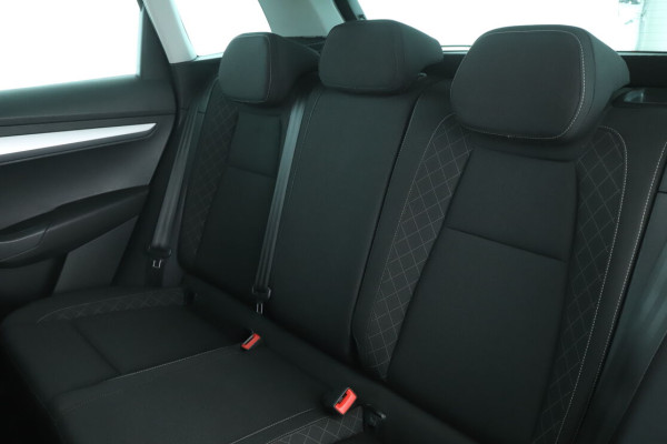 Skoda Karoq 1.0 TSI Ambition DSG7