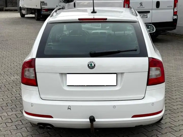 Skoda OctaviaRS Kombi 2.0 TDI DSG | Xenon | Navi | AHK | PDC