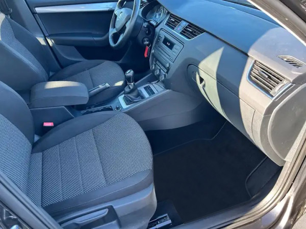 Skoda Octavia1.2 TSI Combi/Klima/Tempo/Sitzhzg/HU neu