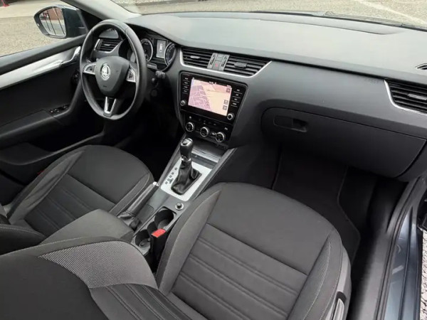 Skoda OctaviaCombi 1.0 TSI DSG Ambition Navi|Cruis|PDC|Media An