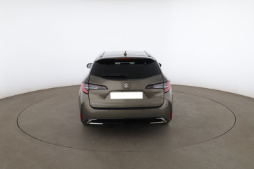 Suzuki Swace1.8 Hybrid Pack