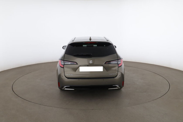 Suzuki Swace1.8 Hybrid Pack